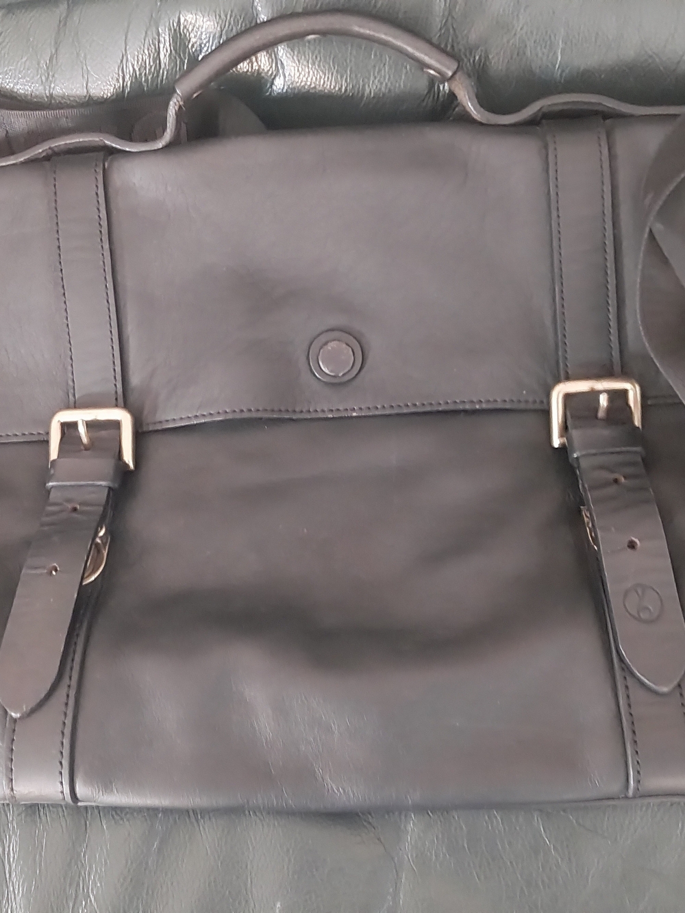Black Leather Men's Briefcase Bag - Classic Professional Carry